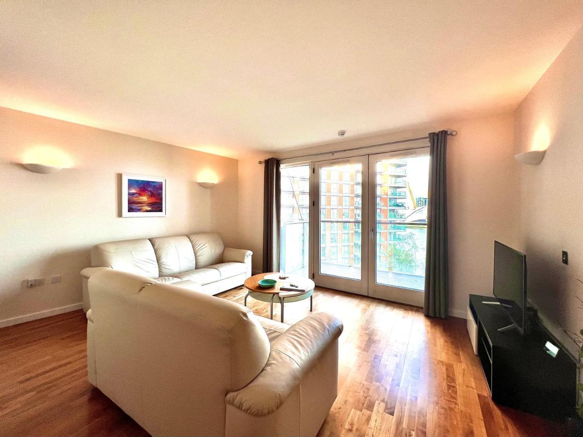شقة Fairmont Avenue E14 9Pq لندن المظهر الخارجي الصورة